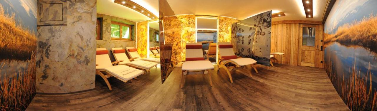 Ski In Ski Out Hotel Unterellmau Saalbach-Hinterglemm Exterior photo